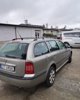 Skoda Octavia cena 8600 przebieg: 246810, rok produkcji 2006 z Strzelin małe 106